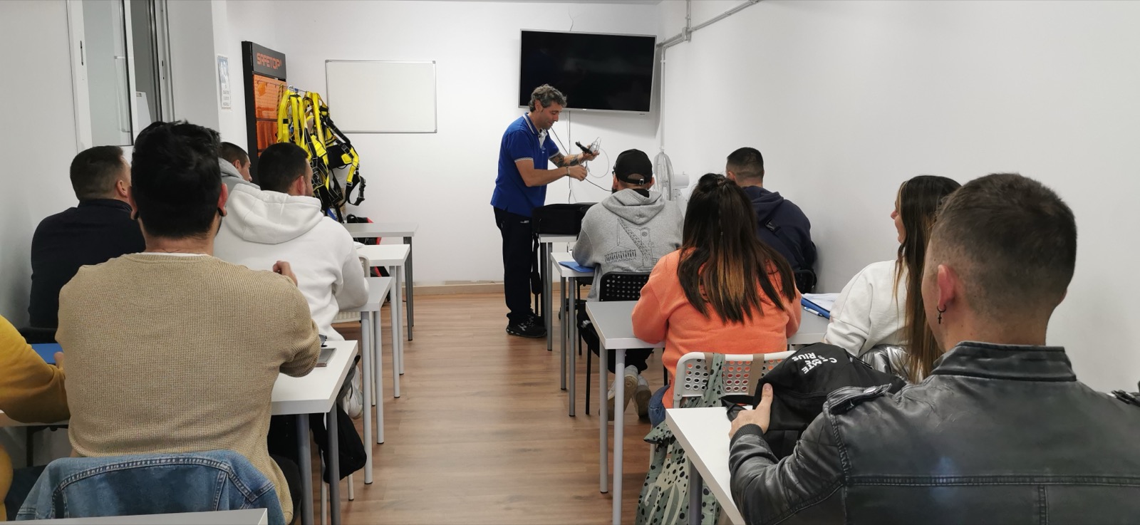 Clase teórica en el aula de Formaplus